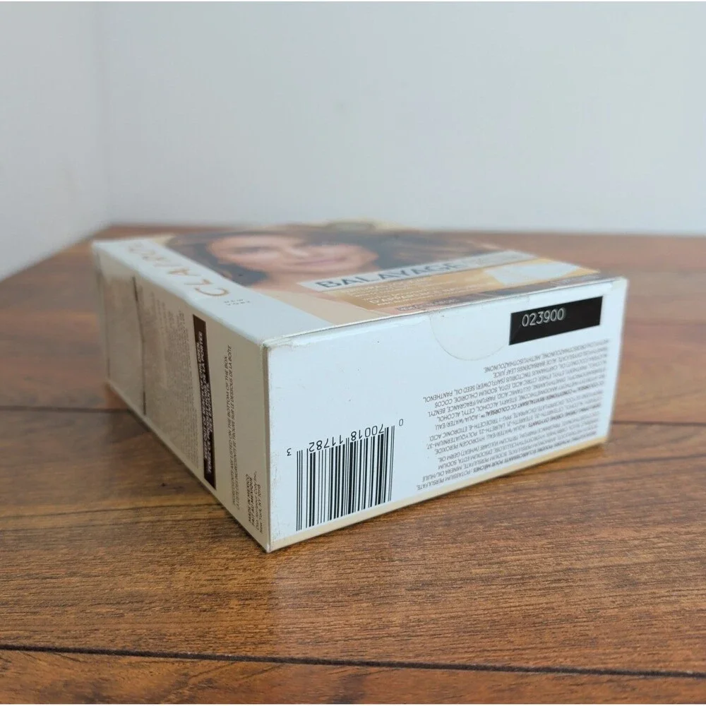 Clairol Balayage for Brunettes Highlights for Light Brown to Black